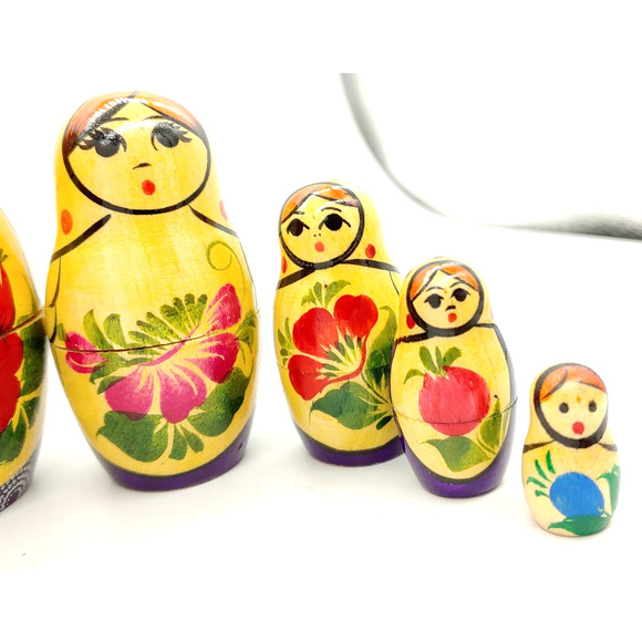 Vintage Russian Nesting Dolls Set of 7 Piece Wooden Babushka Matryoshka - Picture 7 of 16